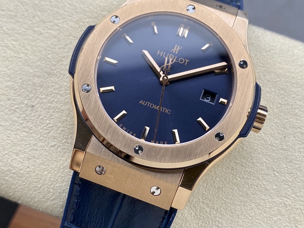 ウブロコピー時計背面デザイン